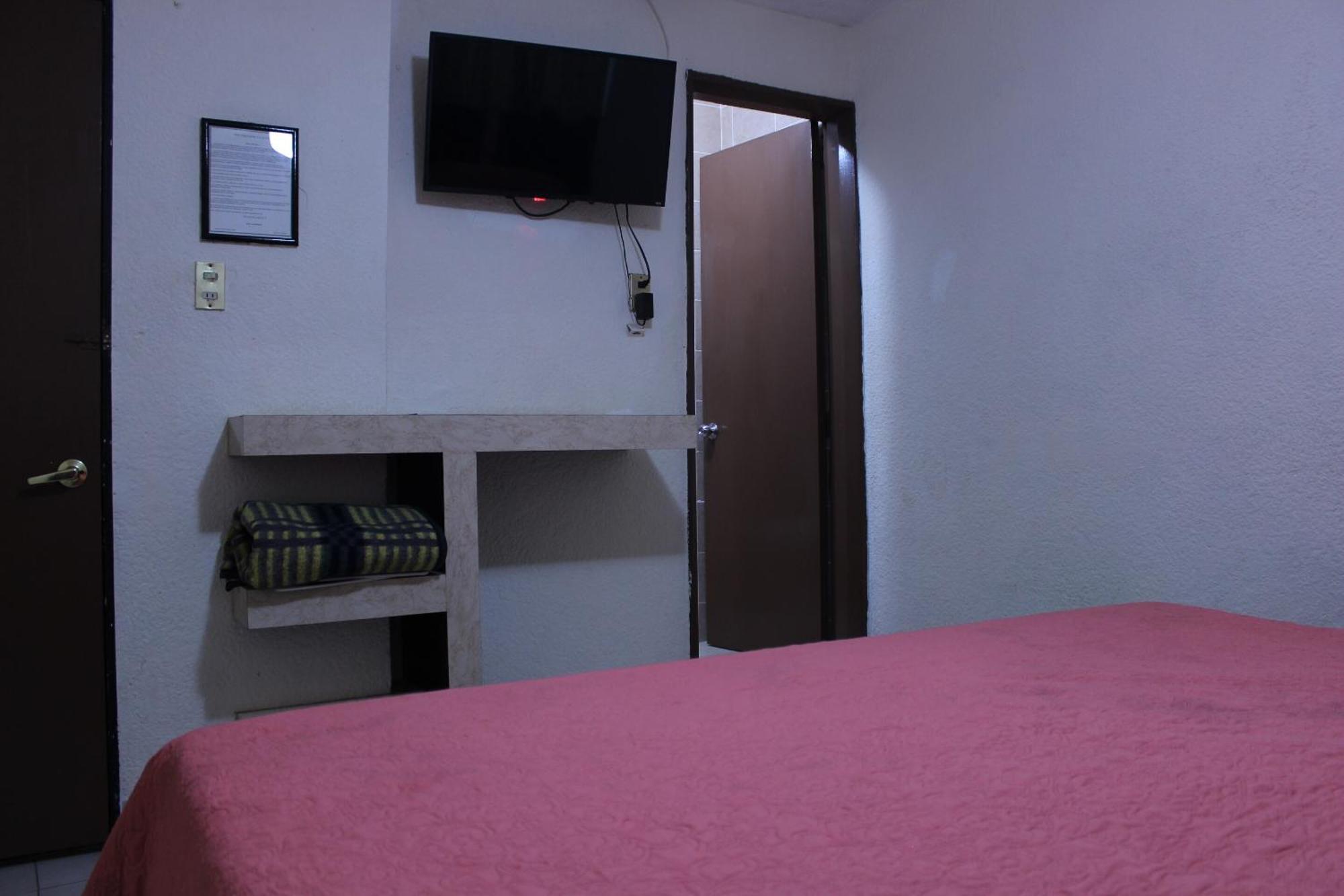 Hotel Plaza Aleman León Værelse billede