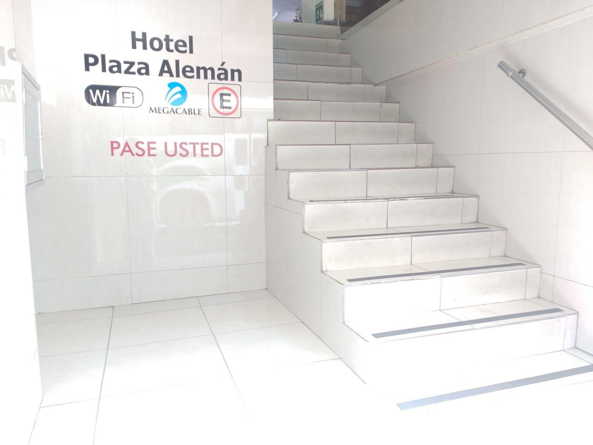 Hotel Plaza Aleman León Eksteriør billede