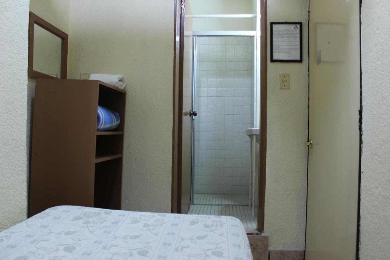 Hotel Plaza Aleman León Eksteriør billede